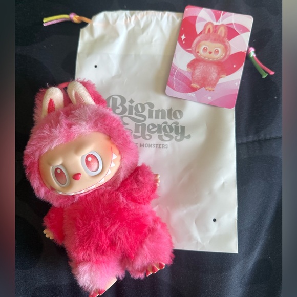 Red Labubu - Picture 1 of 1